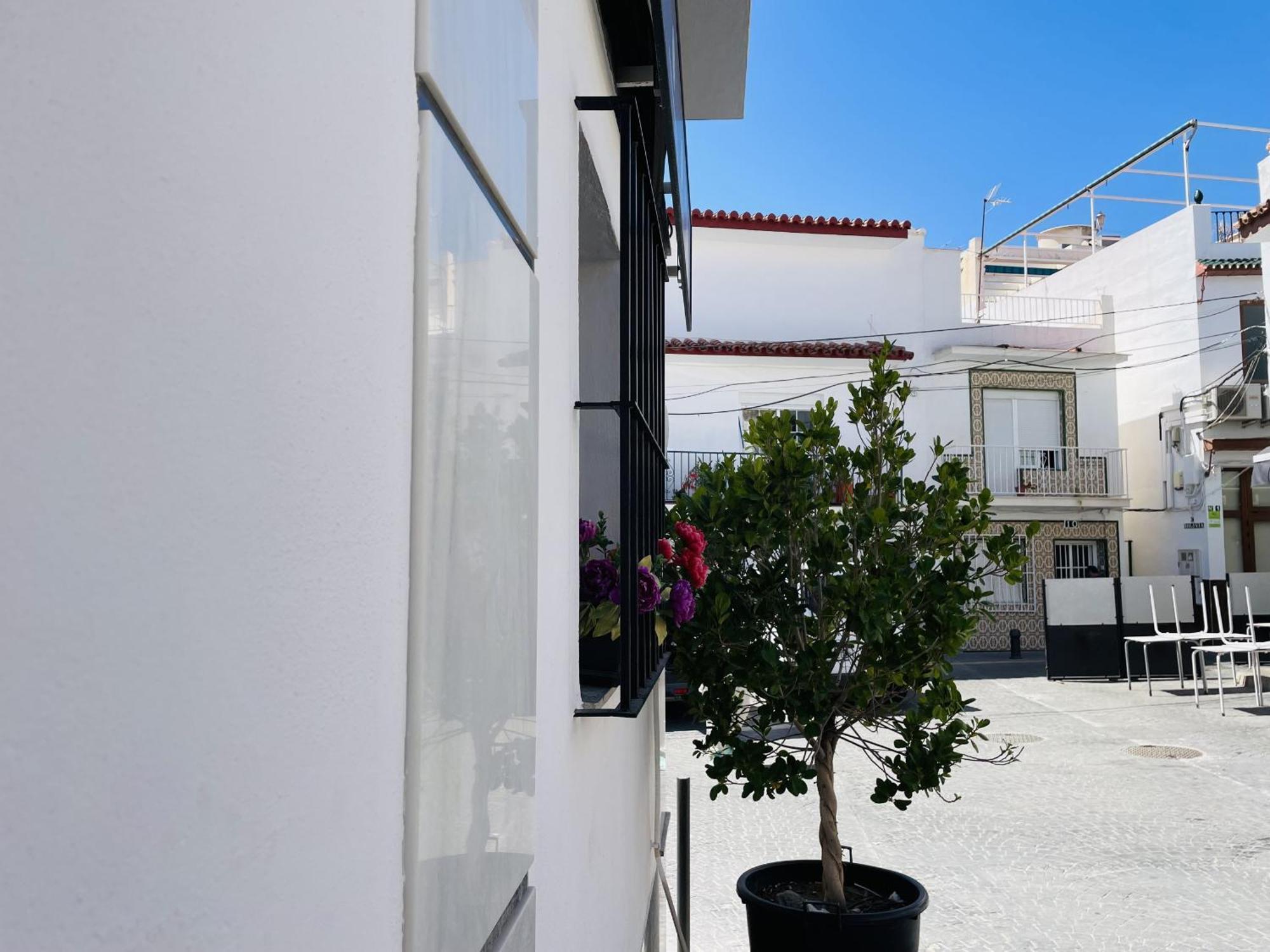 Apartamento Jimena Maro En El Centro De เนร์คา ภายนอก รูปภาพ