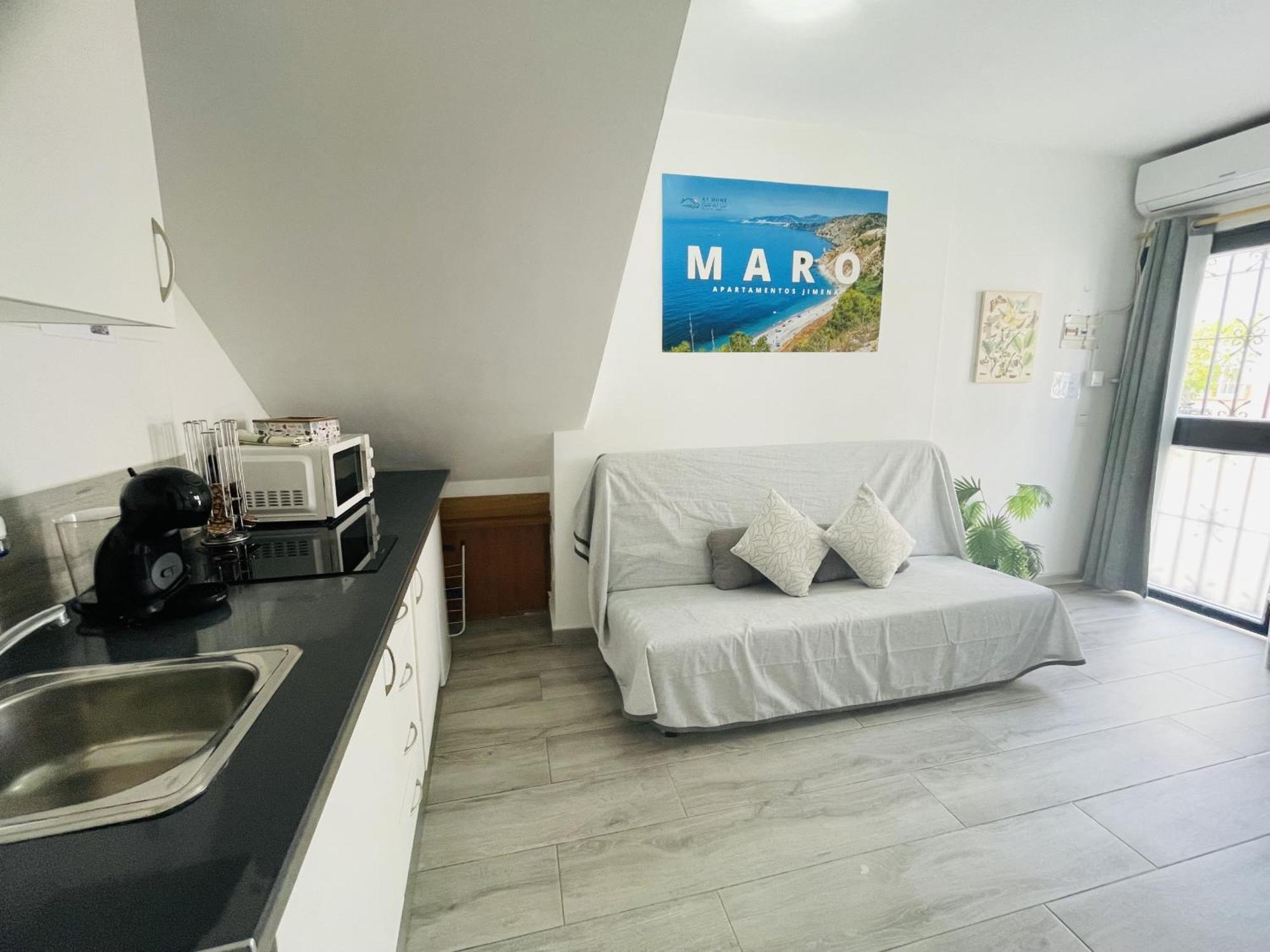 Apartamento Jimena Maro En El Centro De เนร์คา ภายนอก รูปภาพ
