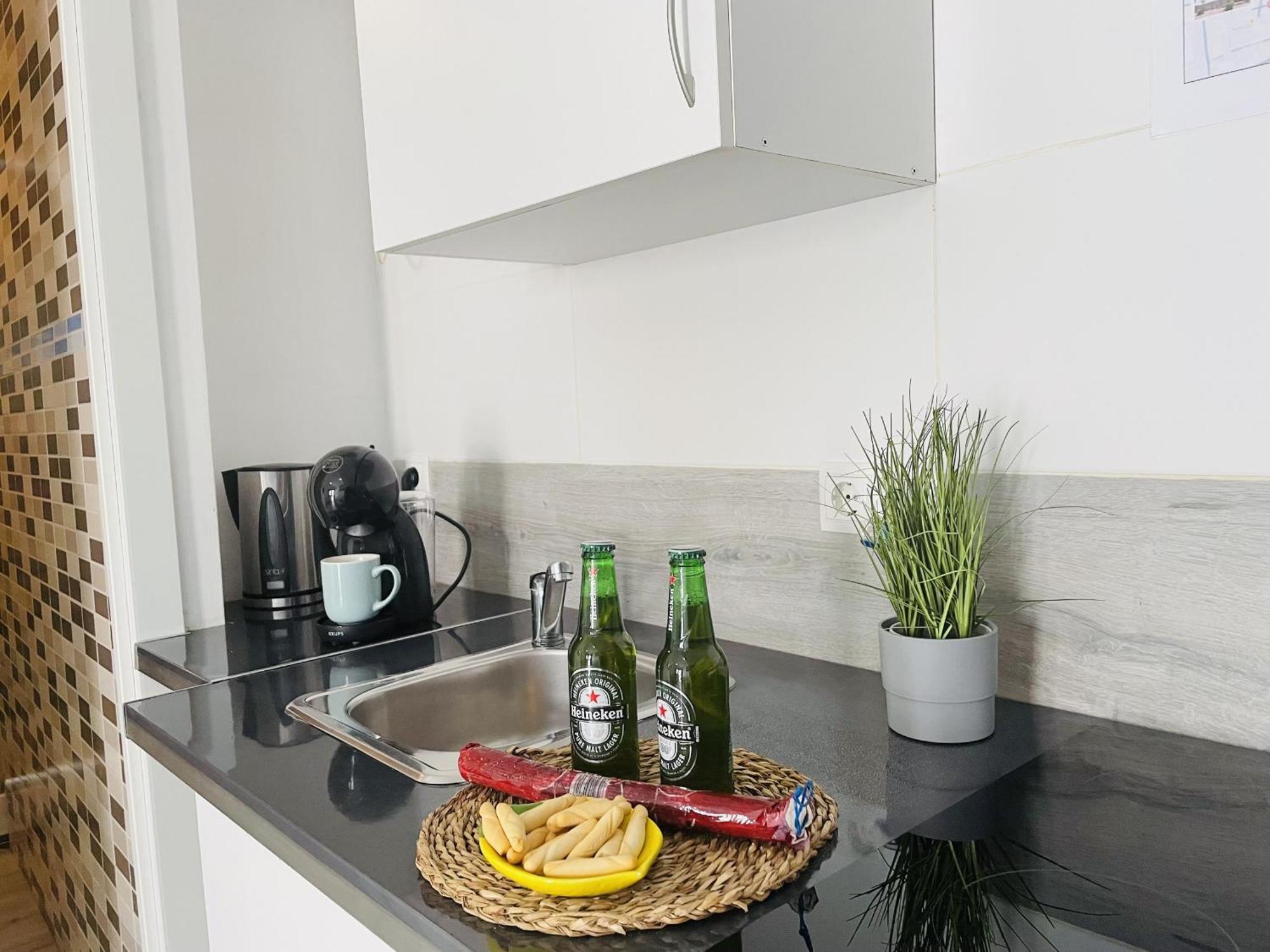 Apartamento Jimena Maro En El Centro De เนร์คา ภายนอก รูปภาพ